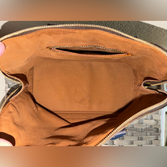 Louis Vuitton Monogram PM Alma Satchel Bag - Picture 3 of 17